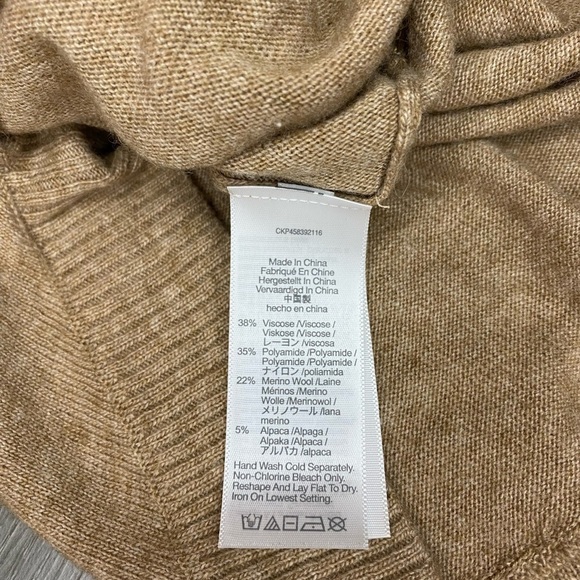 Madewell Crestland Side-Button Turtleneck Tunic Sweater in Tan - Picture 9 of 10